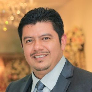 Meet your Posher, Marlon